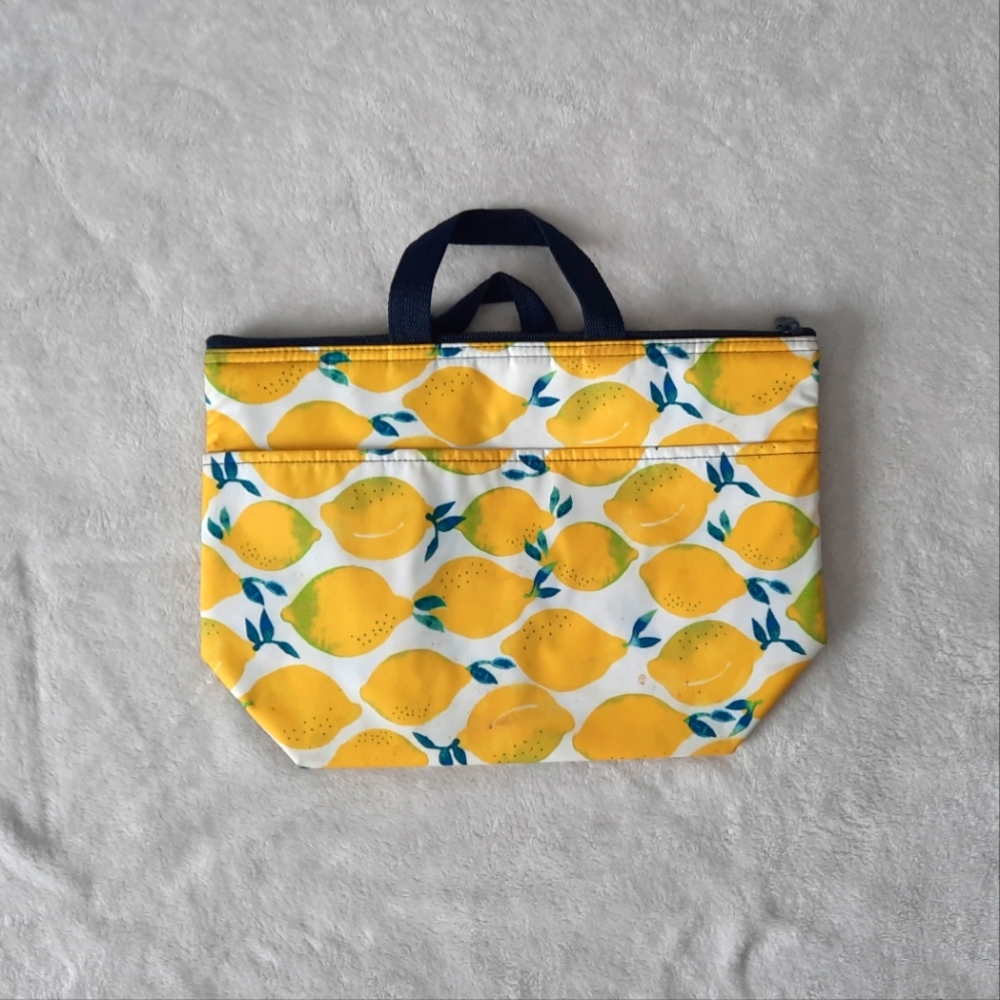 Lemon Print Insulated Bag with Navy Handles